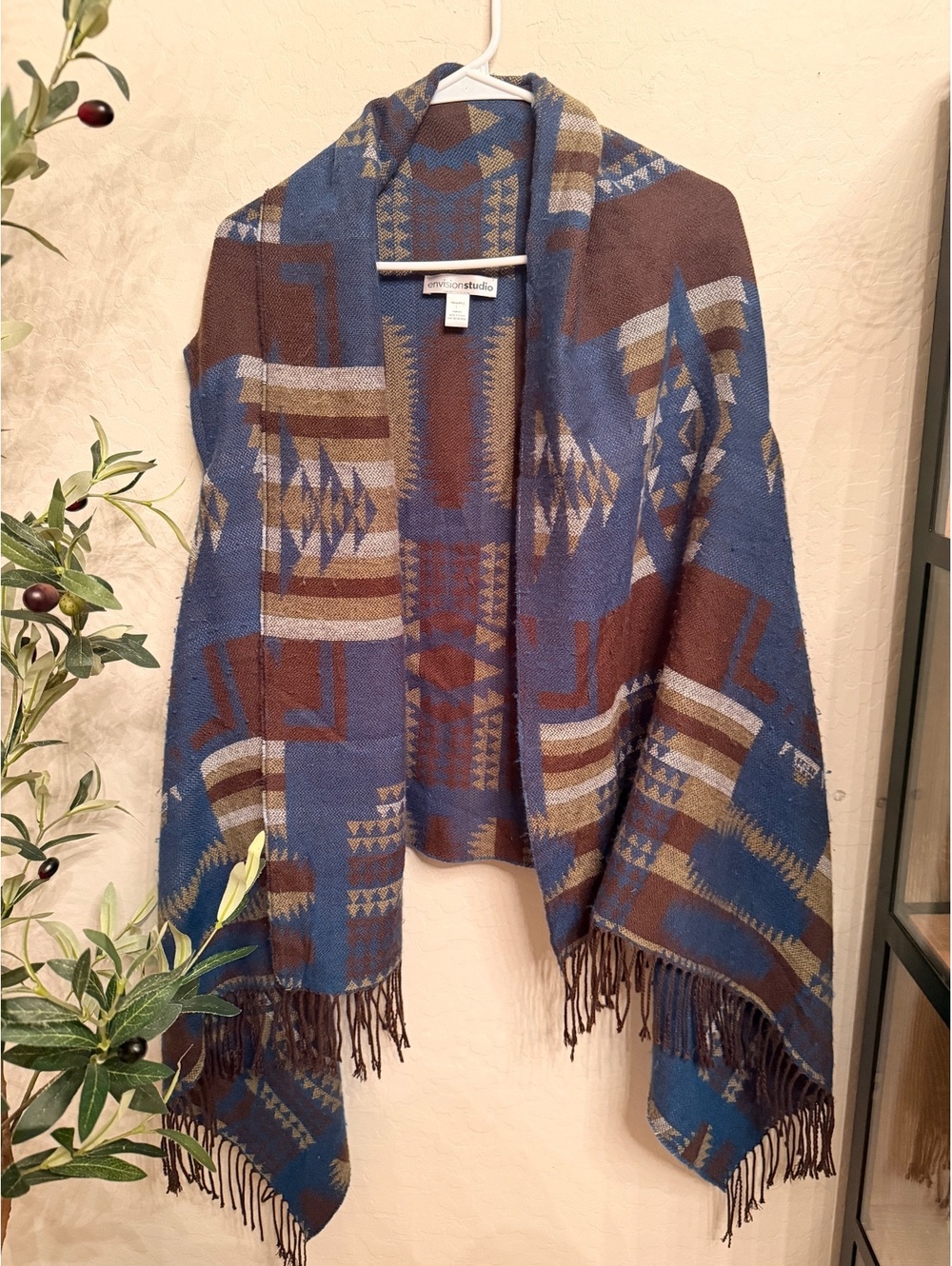 Envisionstudio Southwest Inspired Poncho